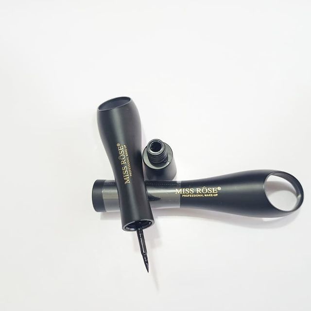Miss Rose Lazy Finger Ring Eyeliner