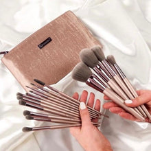 Load image into Gallery viewer, BH Cosmetics Lavish Elegance - 15 Piece Brush Set with Cosmetic Bag
